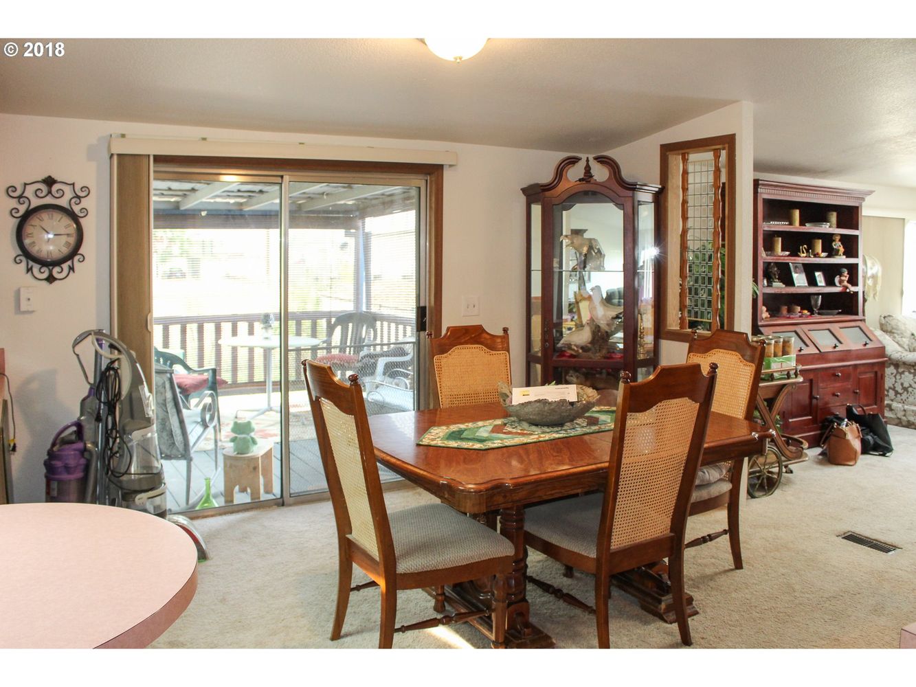 161 Green Siding Rd, Roseburg, OR 97471